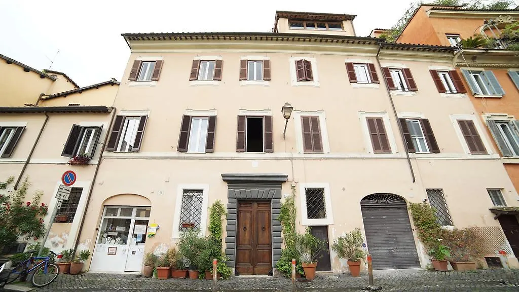 Youroom Corsini Roma 0*,  Itália